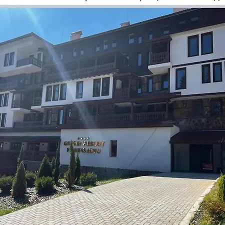 アパート студио е 13