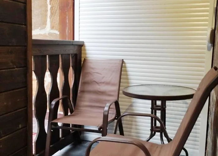 студио е 13 *